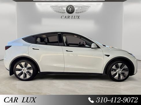 Used 2021 Tesla Model Y Long Range AWD/4WD image 6