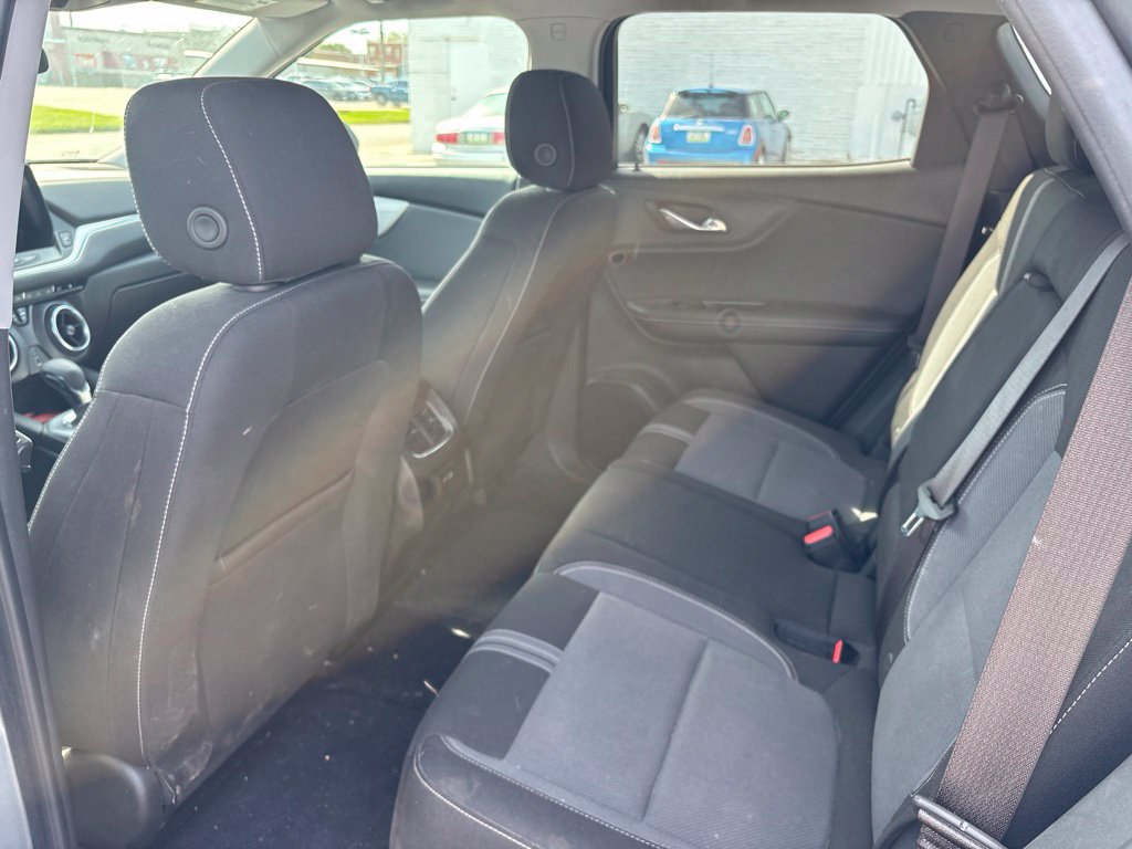 Used 2025 Chevrolet Blazer LT FWD image 13