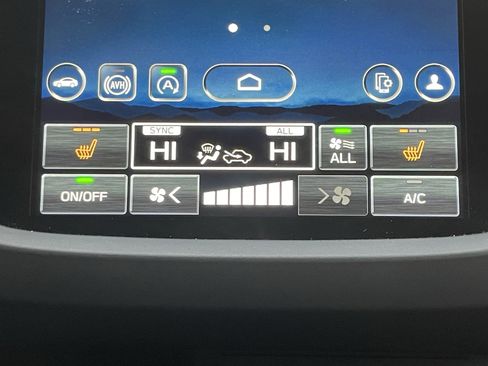 Certified 2025 Subaru Forester Premium w/ Convenience Package #1 image 27