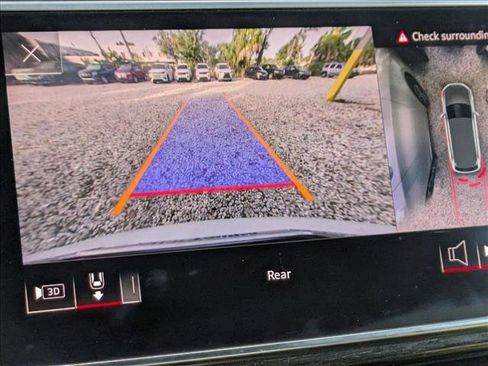 Used 2021 Audi Q7 3.0T Prestige image 10