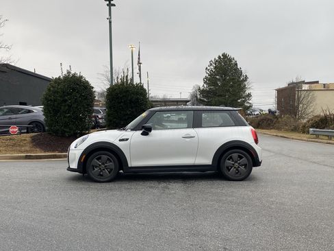 Certified 2024 MINI Cooper SE image 14