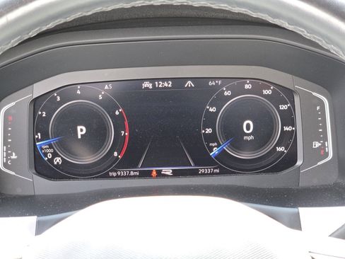 Used 2022 Volkswagen Atlas SEL R-Line image 21