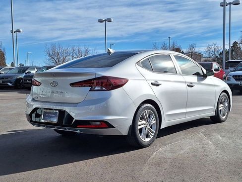 Used 2019 Hyundai Elantra SEL image 3