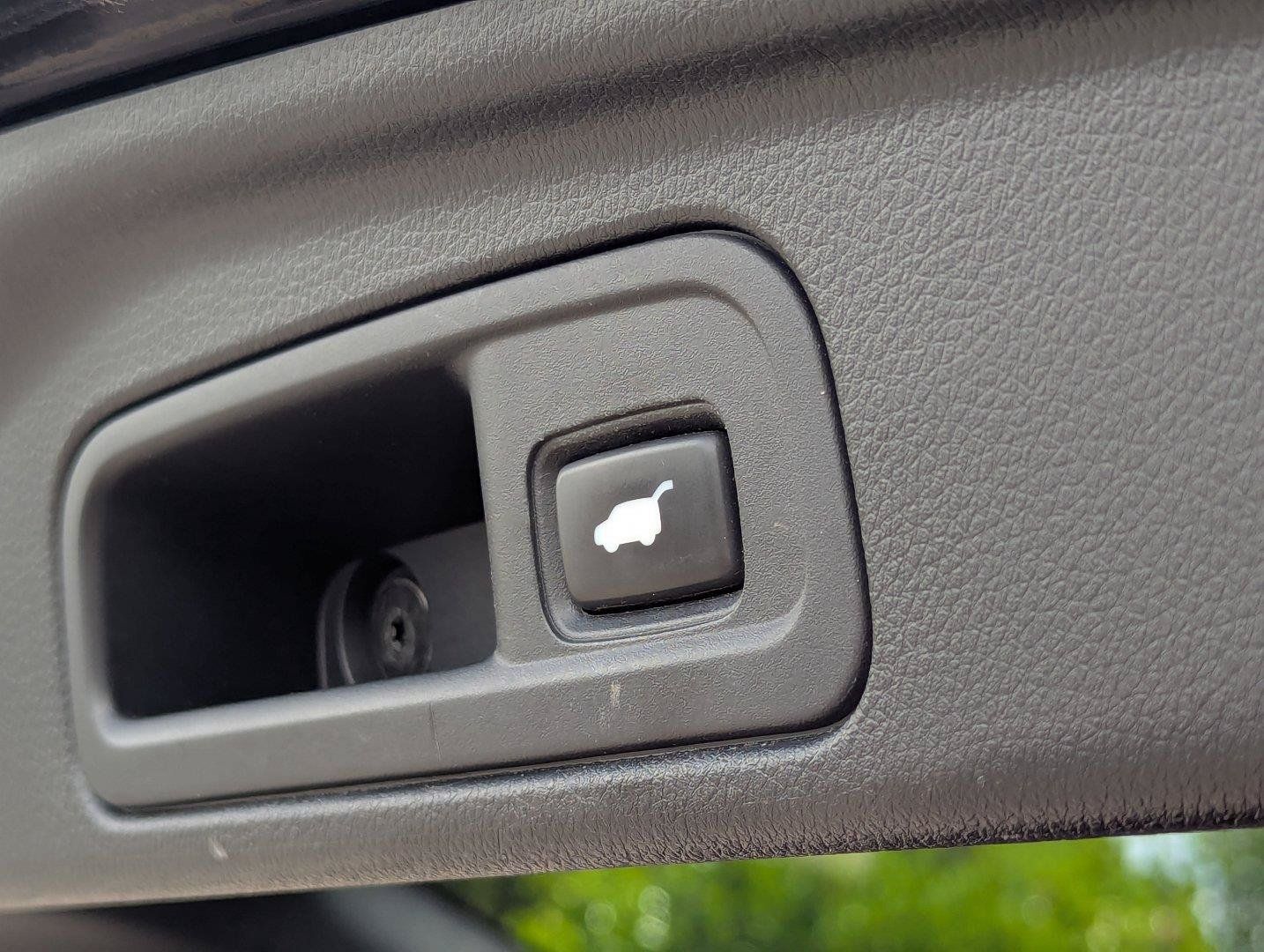 Used 2016 Honda Pilot Touring image 35