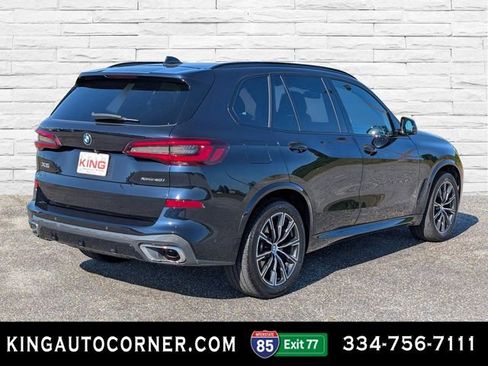 Used 2022 BMW X5 xDrive40i w/ M Sport Package AWD/4WD image 3