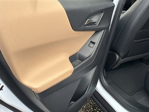 New 2026 Chevrolet Equinox ACTIV w/ Convenience Package III image 14