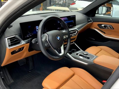 Certified 2023 BMW 330i xDrive Sedan w/ Driving Assistance Package image 21