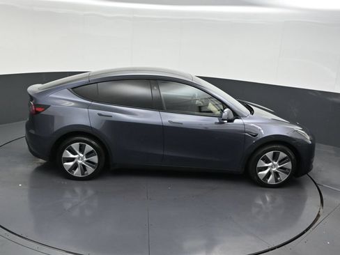 Used 2023 Tesla Model Y Long Range AWD/4WD image 19