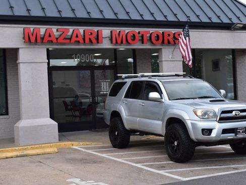 Used 2006 Toyota 4Runner SR5 RWD image 9
