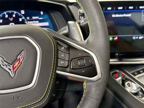 Used 2021 Chevrolet Corvette Stingray Premium Cpe w/ Z51 Performance Package RWD image 23