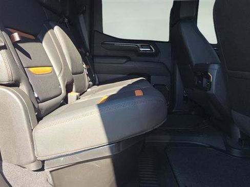 Used 2023 GMC Sierra 1500 AT4 w/ AT4 Premium Package image 21