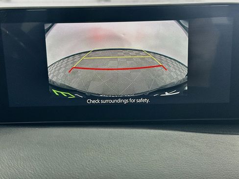 Used 2024 MAZDA MAZDA3 s FWD image 23