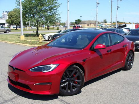 Used 2023 Tesla Model S Plaid AWD/4WD image 34