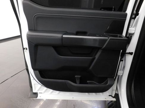 Used 2022 Ford F150 XLT w/ Equipment Group 302A High image 17