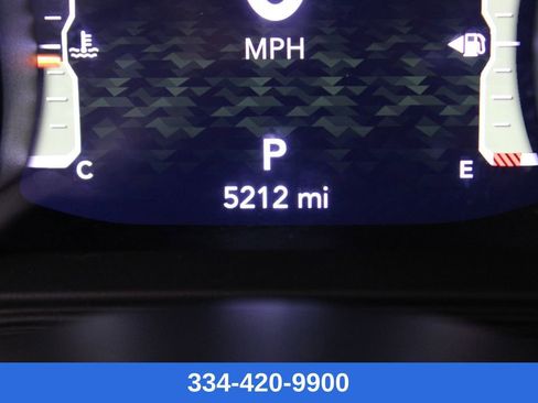 Used 2024 Jeep Wrangler Willys image 10