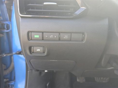 Used 2021 Nissan Sentra SV image 17