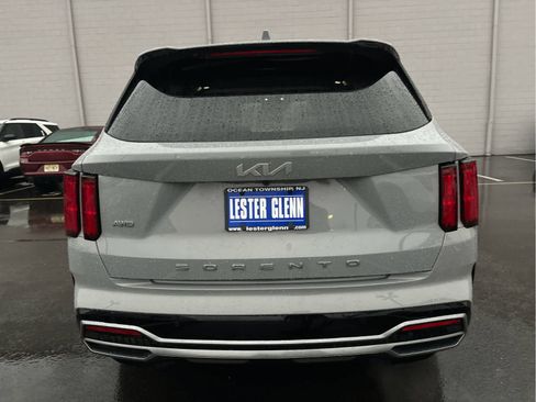 Used 2022 Kia Sorento SX image 33