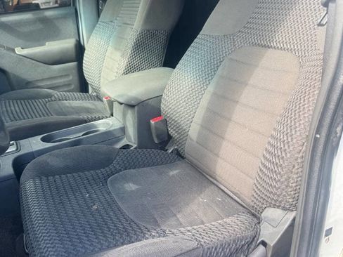 Used 2018 Nissan Frontier SV RWD image 15
