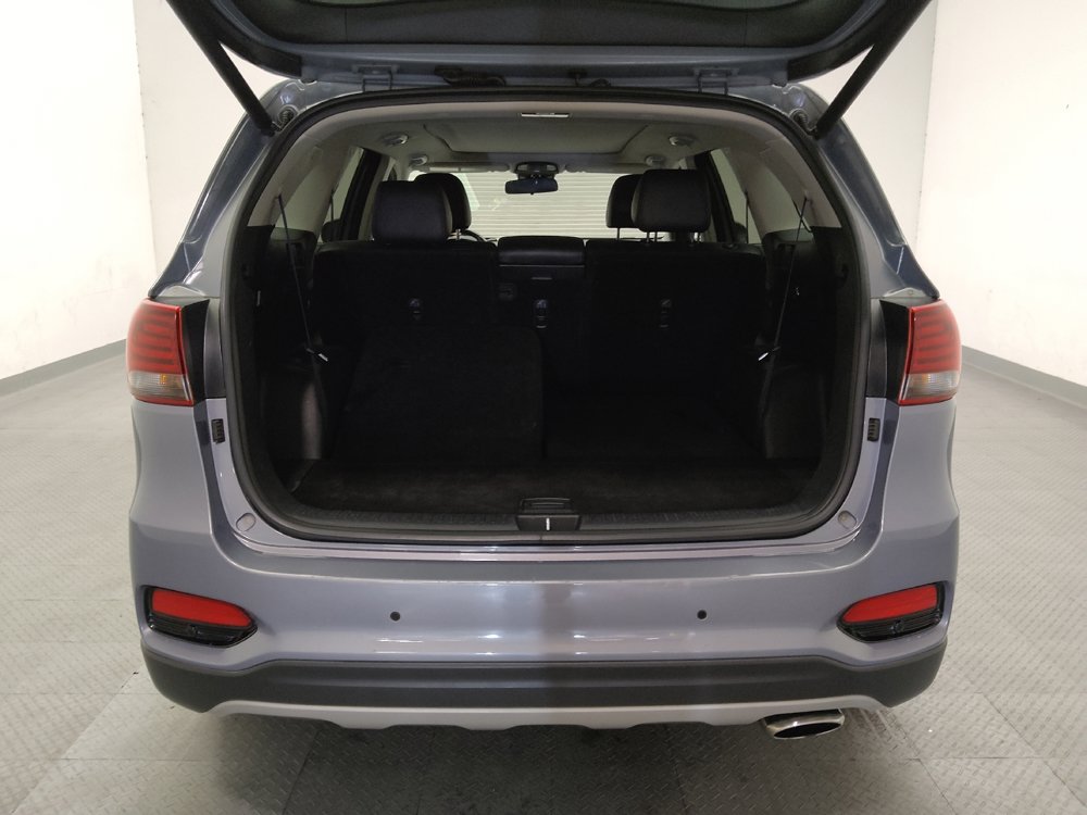 Used 2020 Kia Sorento EX FWD image 29
