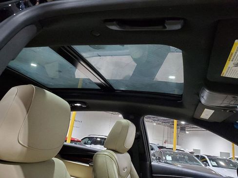 Used 2017 Cadillac XT5 Premium Luxury image 15