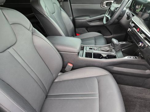 New 2026 Kia Sorento S w/ S Panoramic Sunroof Package FWD image 10