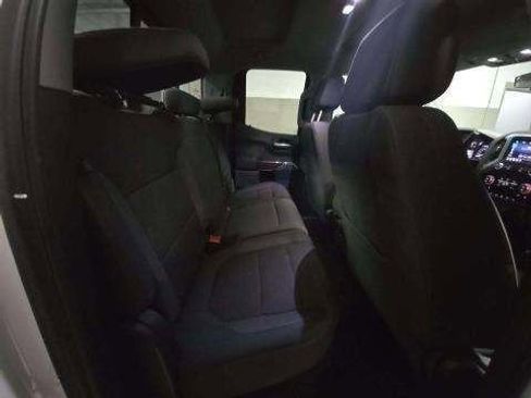 Used 2019 GMC Sierra 1500 SLE image 9