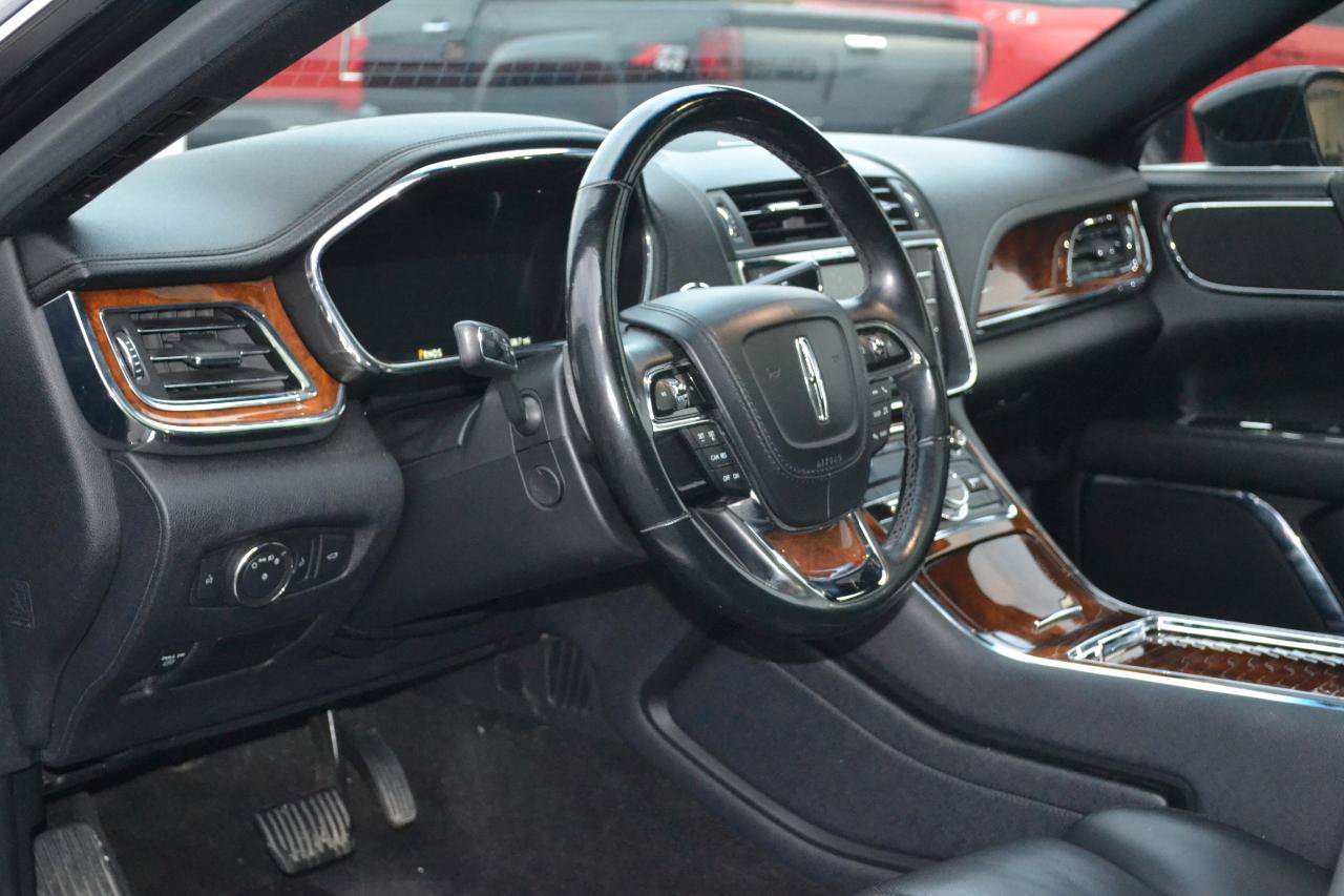 Used 2017 Lincoln Continental Reserve w/ Climate Package AWD/4WD image 10