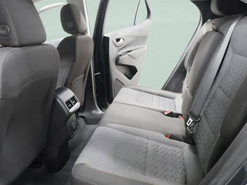 Used 2023 Chevrolet Equinox LT image 25