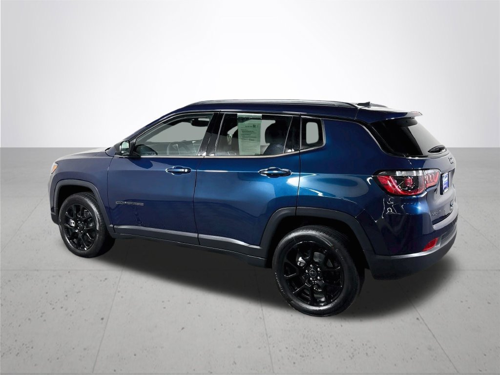 Certified 2026 Jeep Compass Latitude AWD/4WD image 9