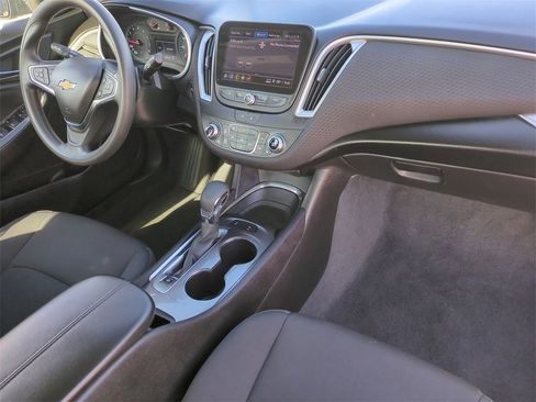 Certified 2024 Chevrolet Malibu LT image 27