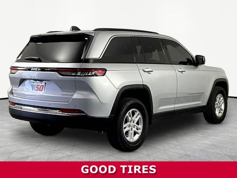 Used 2024 Jeep Grand Cherokee Laredo w/ Luxury Tech Group I AWD/4WD image 6