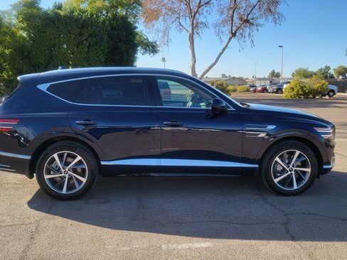 Used 2025 Genesis GV80 2.5T Advanced image 10
