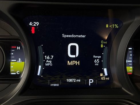 Used 2024 Jeep Wrangler Unlimited Sahara AWD/4WD image 19