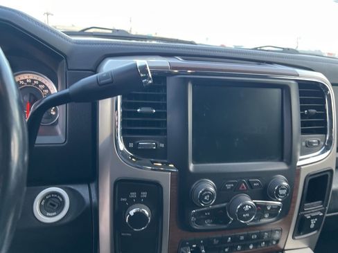 Used 2017 RAM 2500 Laramie w/ Protection Group image 18