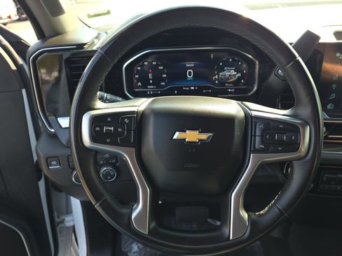 Used 2024 Chevrolet Silverado 3500 LT AWD/4WD image 18