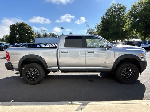 Used 2019 RAM 2500 Laramie AWD/4WD image 3