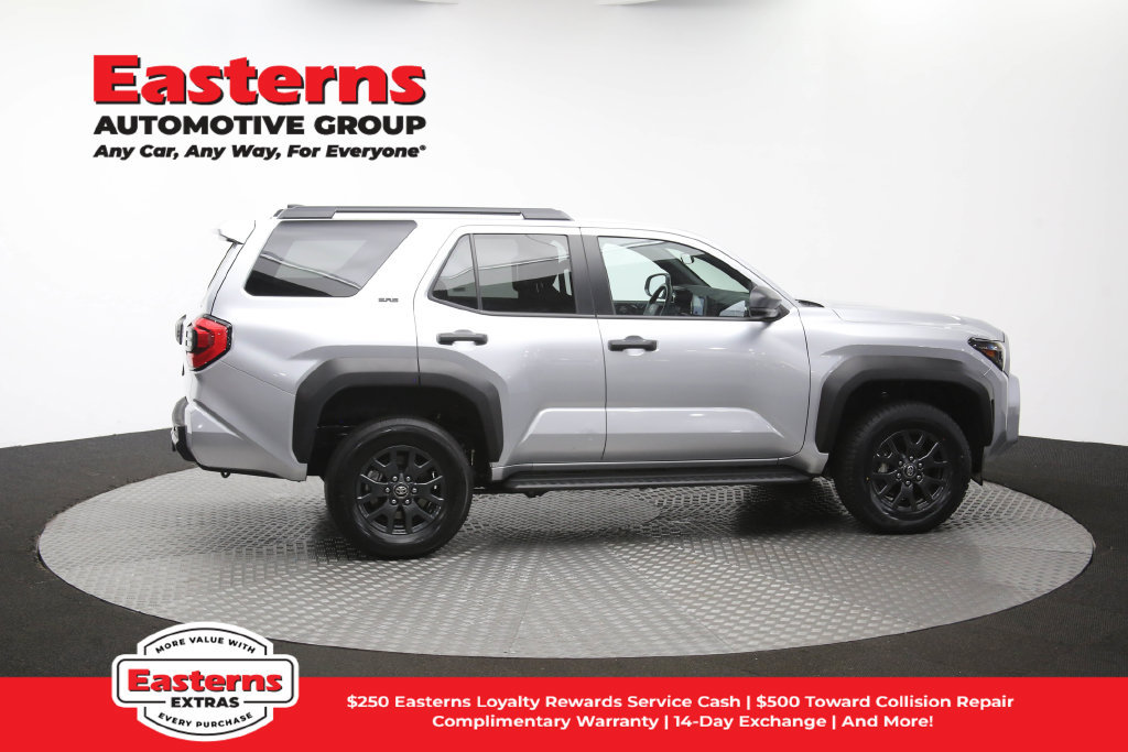 Used 2025 Toyota 4Runner SR5 AWD/4WD image 44