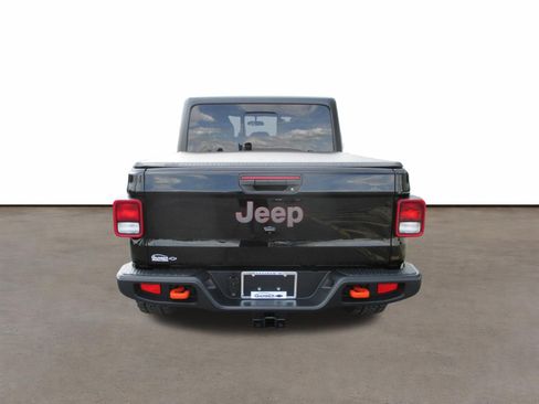 Used 2021 Jeep Gladiator Mojave w/ Cold Weather Group AWD/4WD image 6
