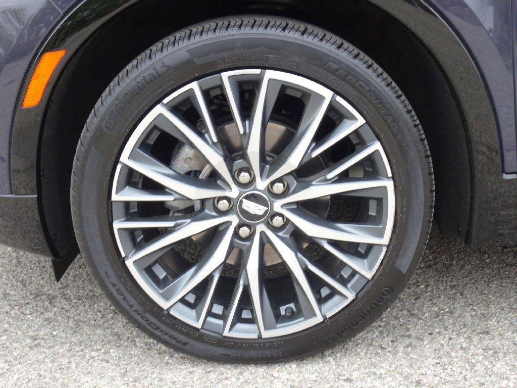 Certified 2024 Cadillac XT4 Sport AWD/4WD image 26