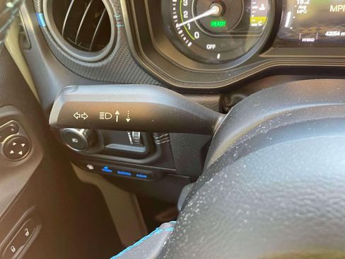 Used 2024 Jeep Wrangler Unlimited Rubicon 4xe image 22