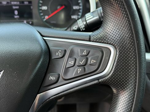 Used 2024 Chevrolet Malibu LT FWD image 18
