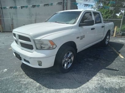 Used 2019 RAM 1500 Tradesman w/ Tradesman SXT Package