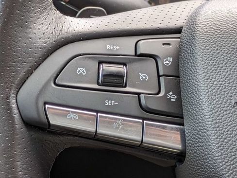 Used 2022 Cadillac XT4 Sport w/ Comfort Package FWD image 26