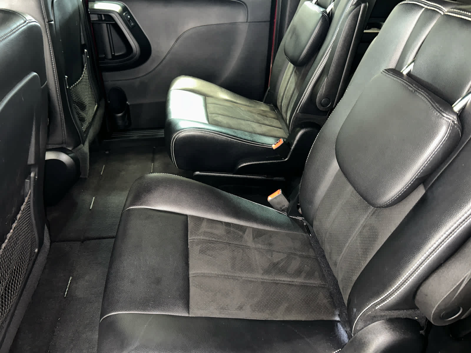 Used 2020 Dodge Grand Caravan SXT w/ Driver Convenience Group FWD image 8