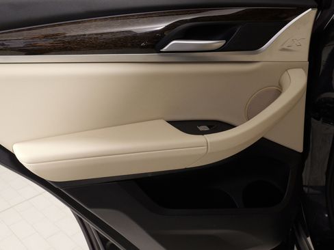 Used 2025 BMW X4 xDrive30i image 34