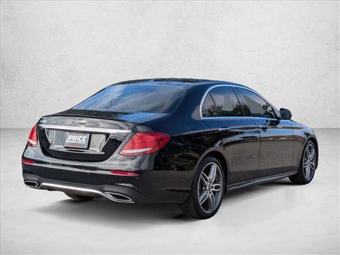 Used 2019 Mercedes-Benz E 300 image 5