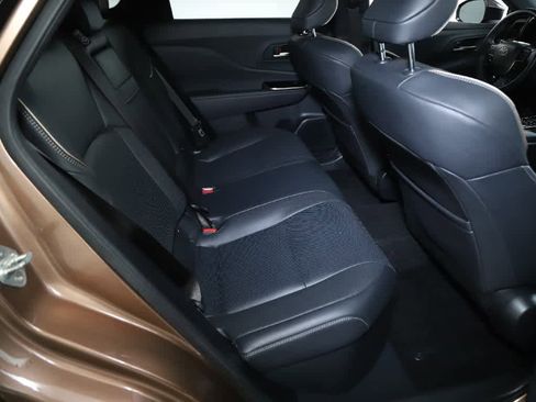 Certified 2025 Toyota Crown Signia AWD/4WD image 31