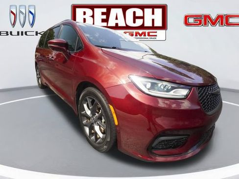 Used 2022 Chrysler Pacifica Limited w/ S Appearance Package FWD image 1