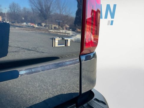 Used 2021 Chevrolet Silverado 1500 LT Trail Boss w/ Bed Protection Package image 19