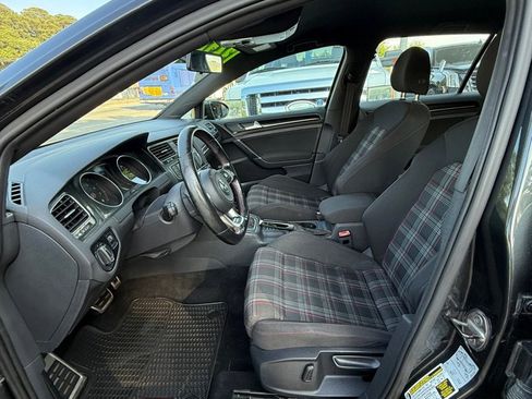 Used 2016 Volkswagen GTI S image 12